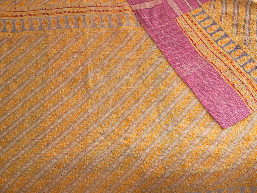 Vintage Kantha Bedspread in Recycled Cotton: Violet Cottage