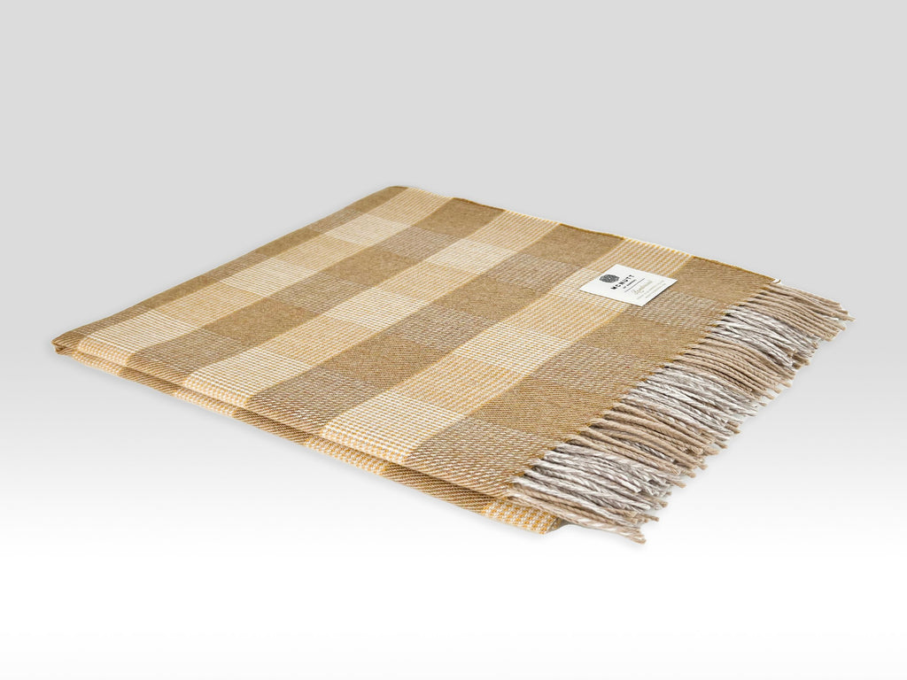 Merino lambswool throw, "Aisling"