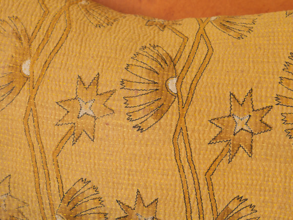 kantha coussin