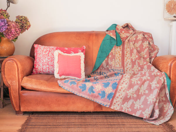 Kantha sari bedspread "Emerald & Bordeaux" hand-embroidered recycled cotton