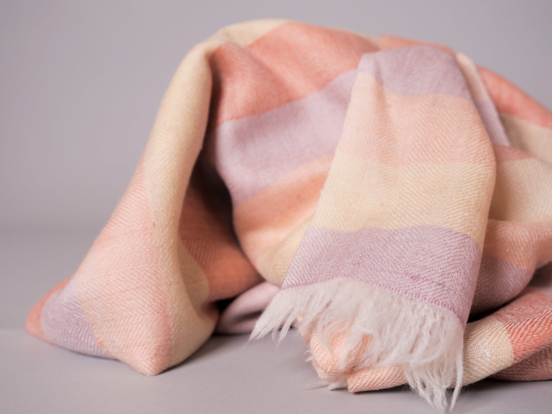 Himalaya Cashmere Shawl, Sunset Secondary image