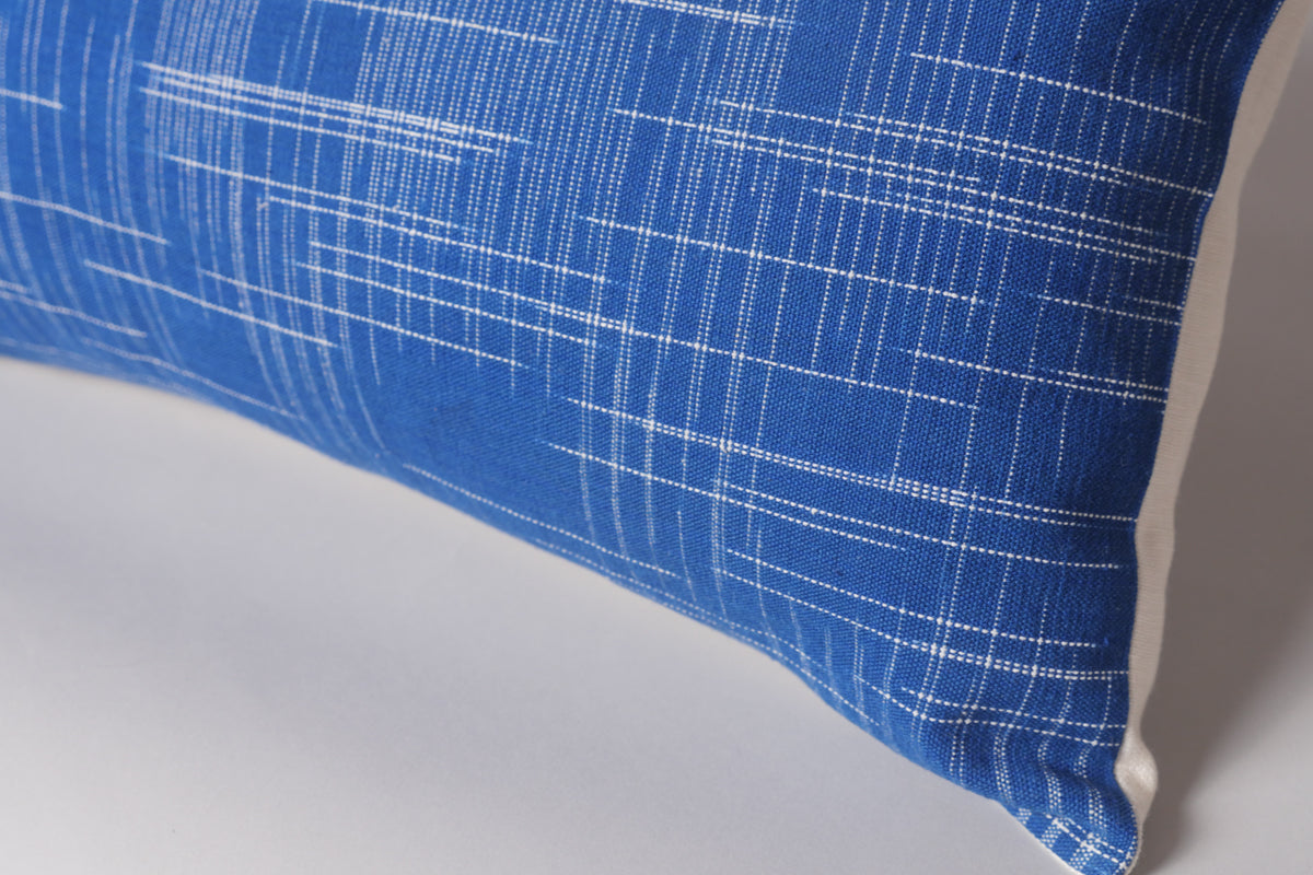 Handwoven cushion, "Graphic Paris" Blue Secondary image