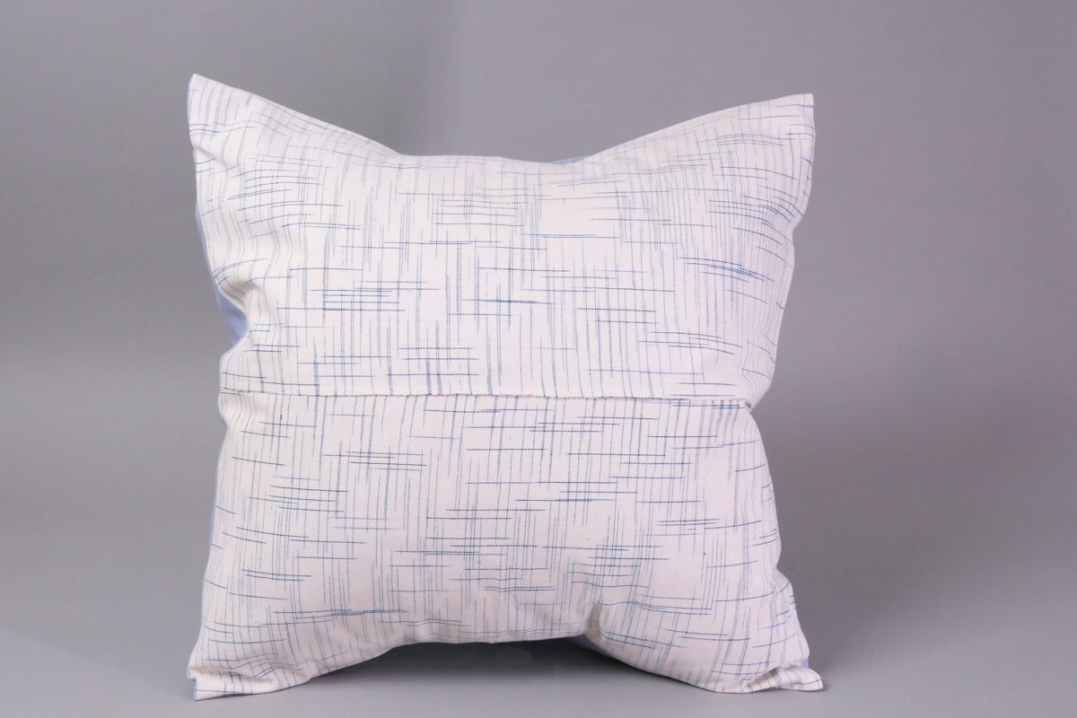Coussin Graphic Blanc tissé main en coton, verso lin. Main image