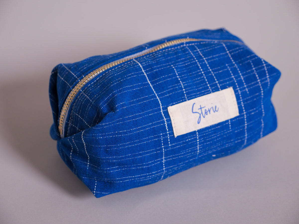 Trousse en coton “Faso Dan Fani”. Tissée au Burkina Faso, confectionnée en France .
