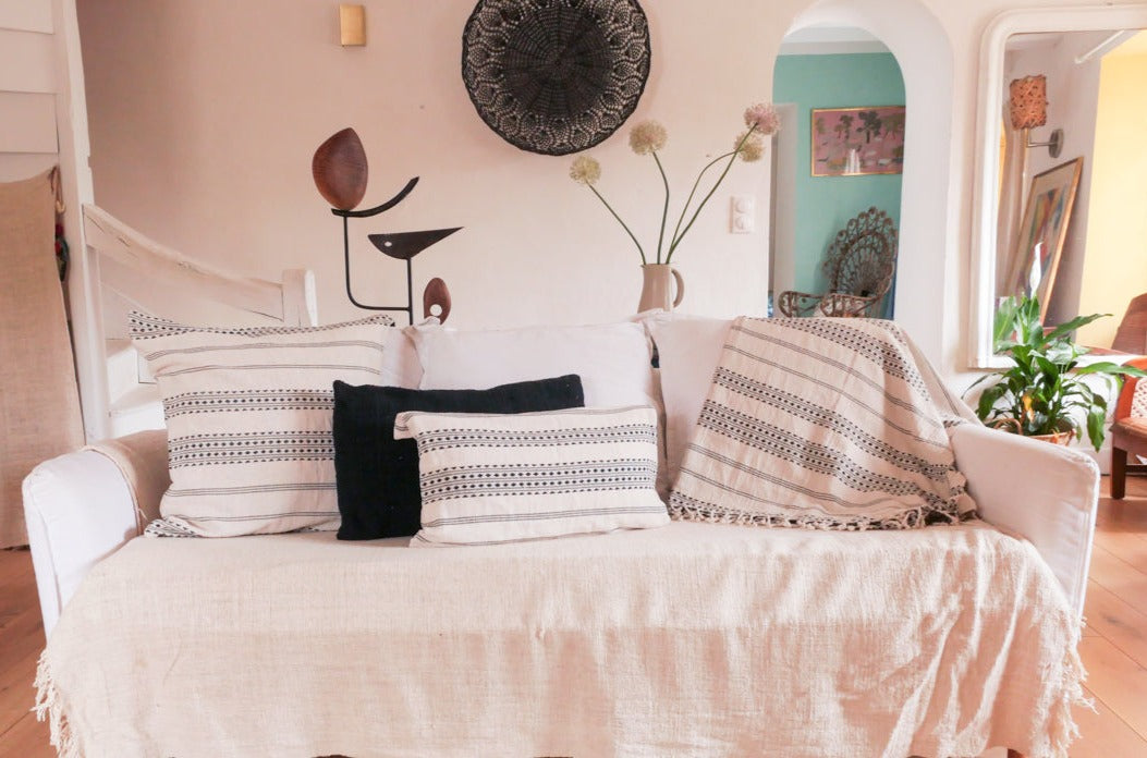 Plaid tisse main en noir et ecru