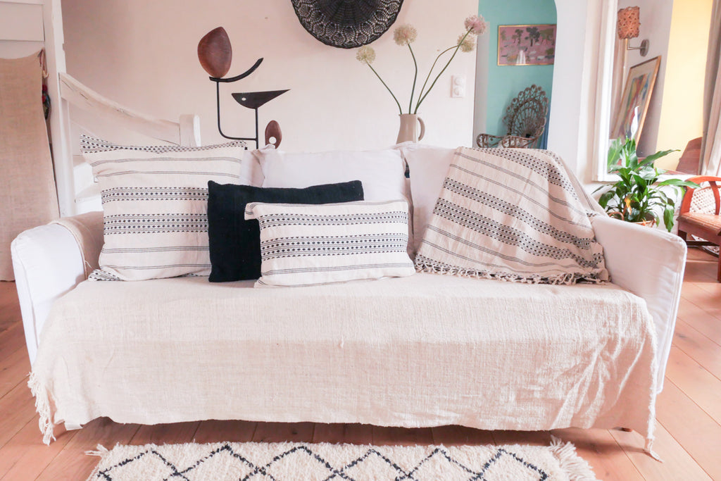 Hand Woven Cotton Cushion Cover, Black Diamond 40x60cm