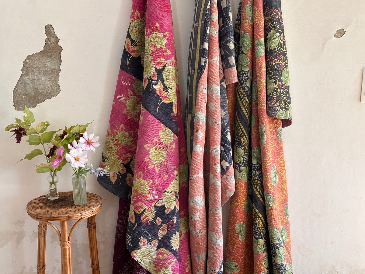 Vintage Kantha Bedspread in Recycled Cotton: Very Pastel