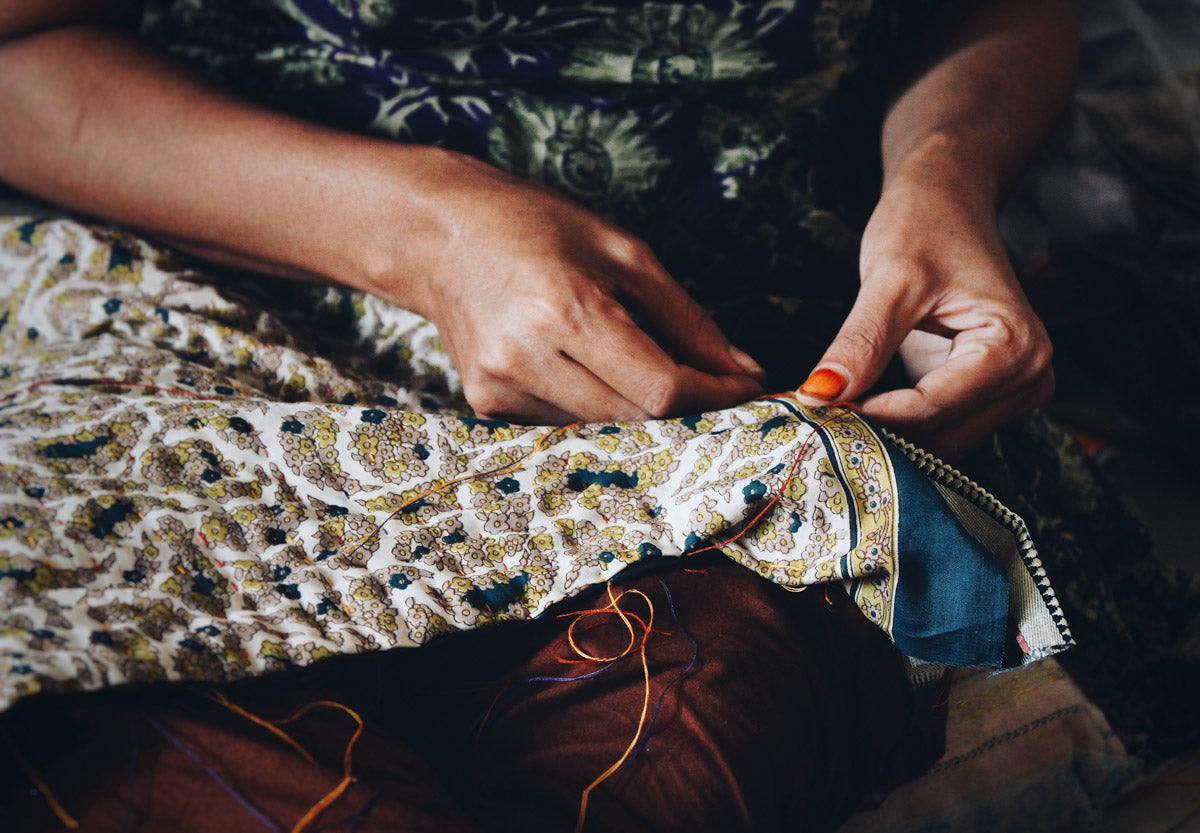 Kantha sari bedspread No.106 "Seablue & Green", hand-embroidered recycled cotton.