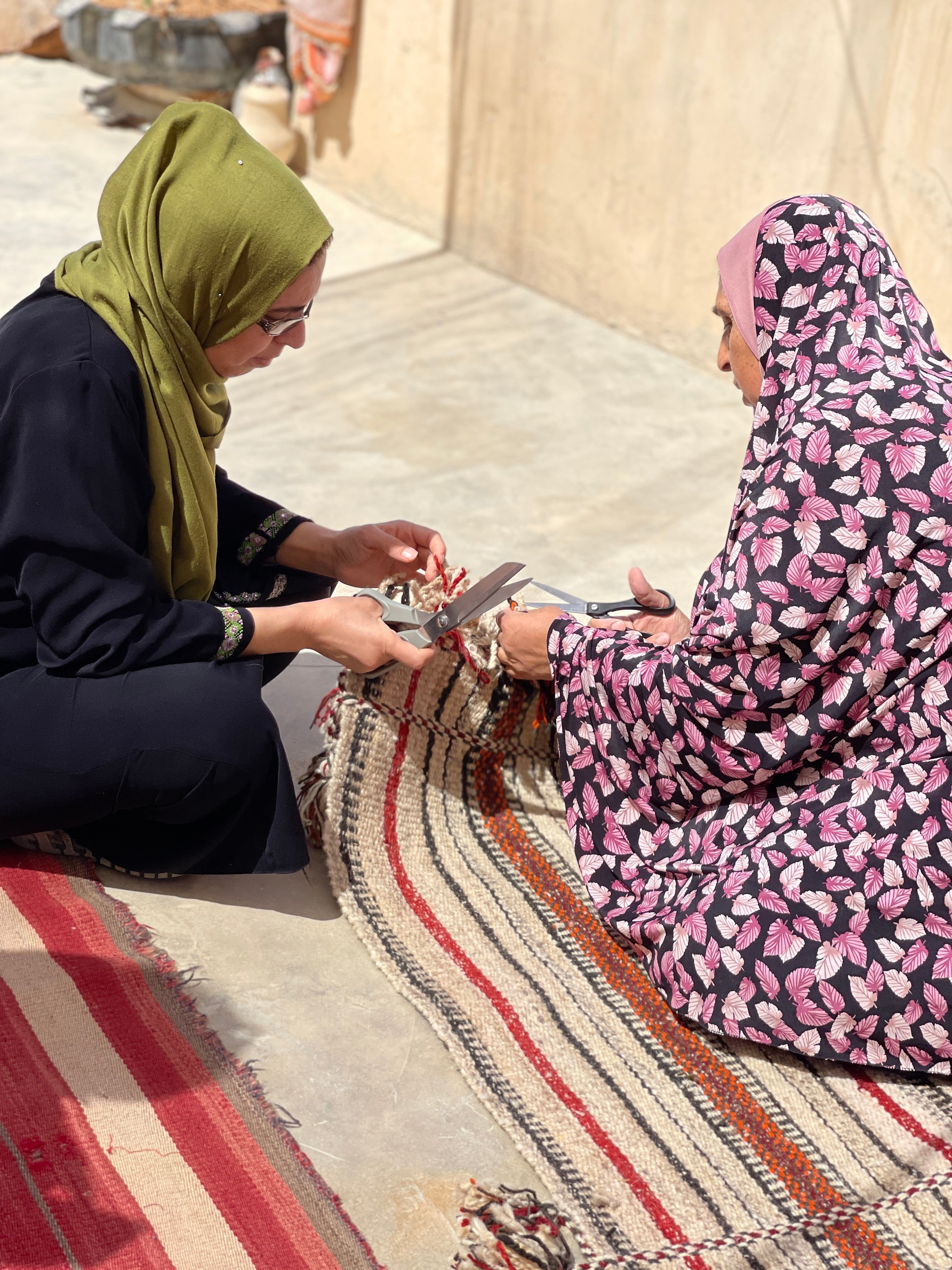 Vintage Bedouin Palestinian wool rug – Storie EU