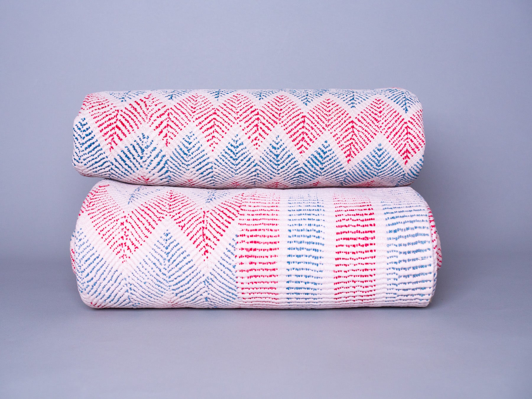 Vintage kantha "Bengal Chevron" blue and red, No.2. Secondary image