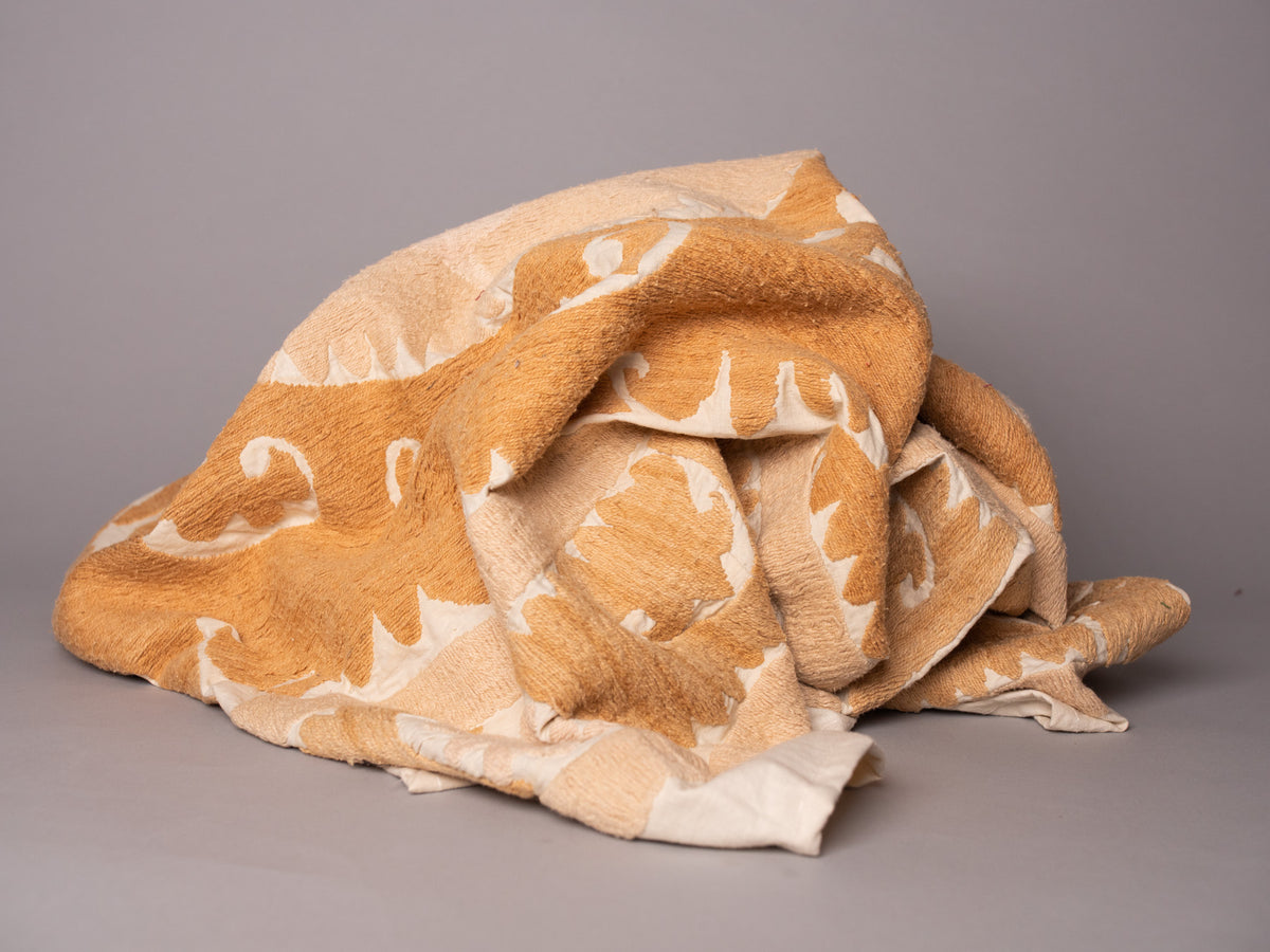 Suzani Afghan brodé main Main image