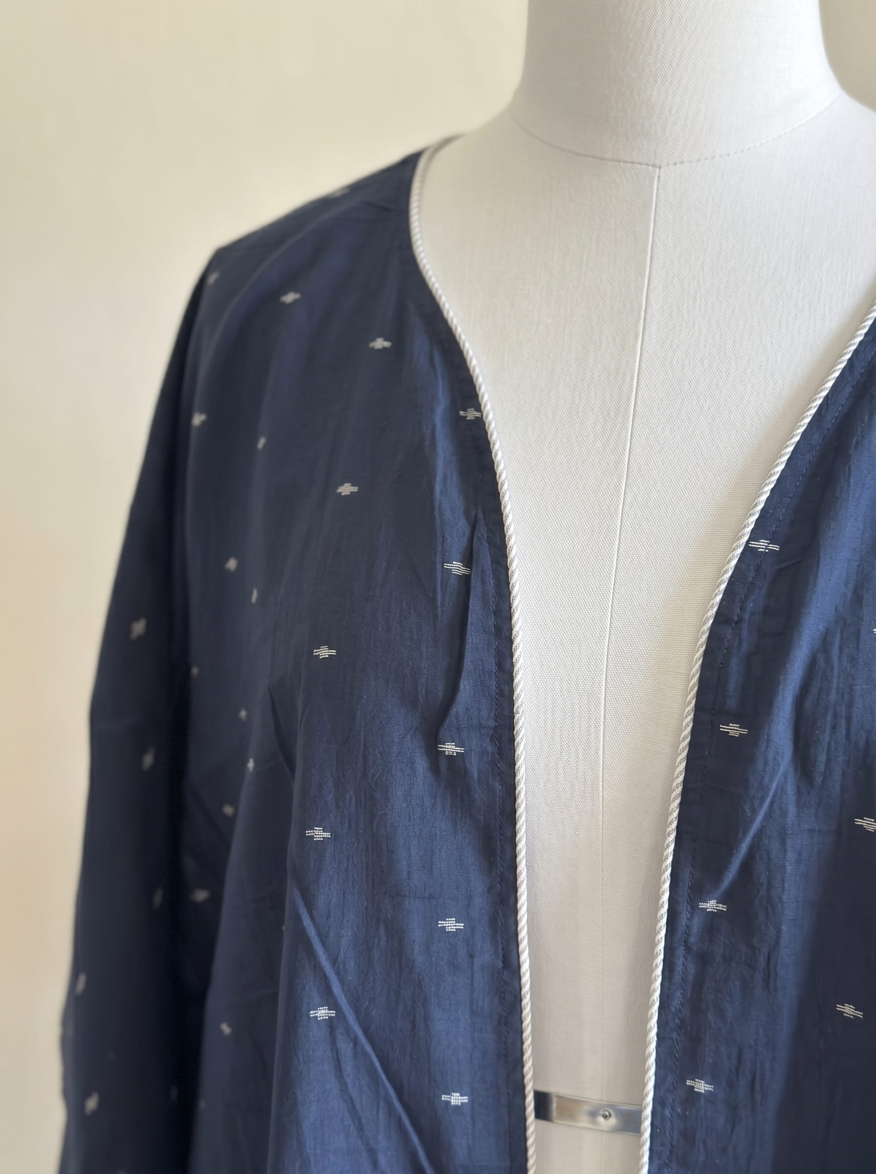 Jamdani Robe Navy Blue, Handwoven, Midnight Secondary image