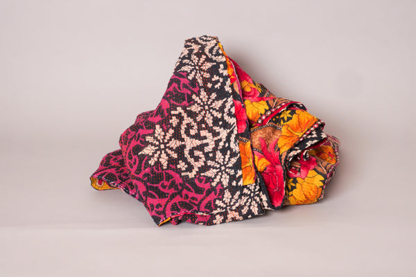 Kantha sari couvre-lit Saffron Hibiscus