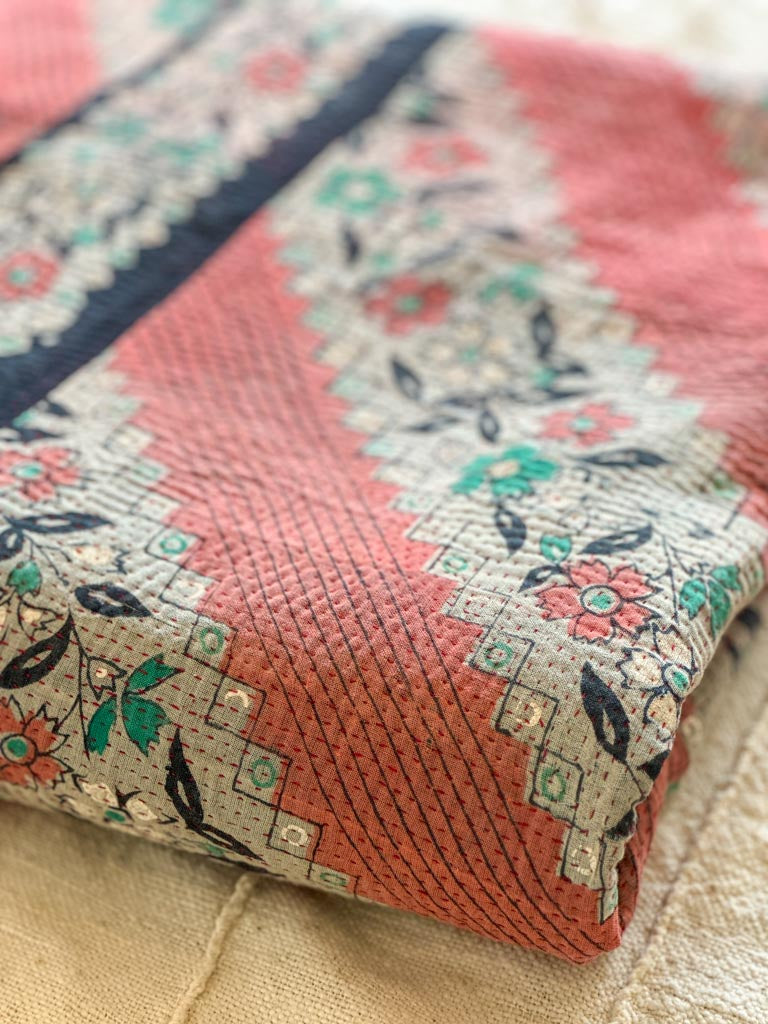 Vintage Kantha Bedspread in Recycled Cotton: Pink Paw