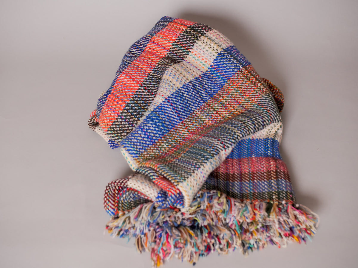 Khadi blanket, handwoven in recycled wool No.15