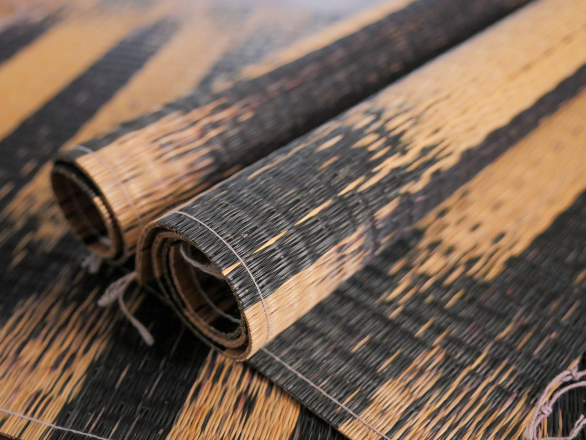 Handwoven placemat, River Black