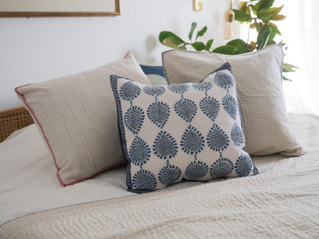 Contemporary Kantha quilt, Blue queen