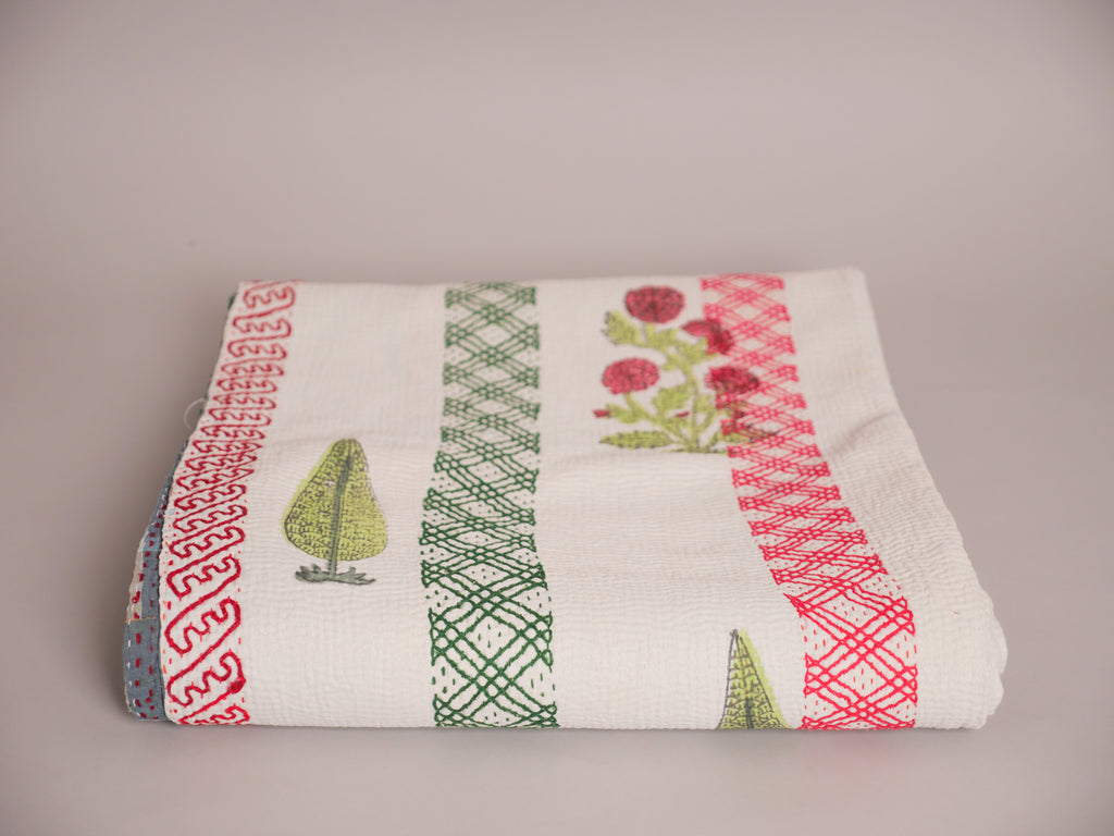 Couverture brodé main, motif cypress 