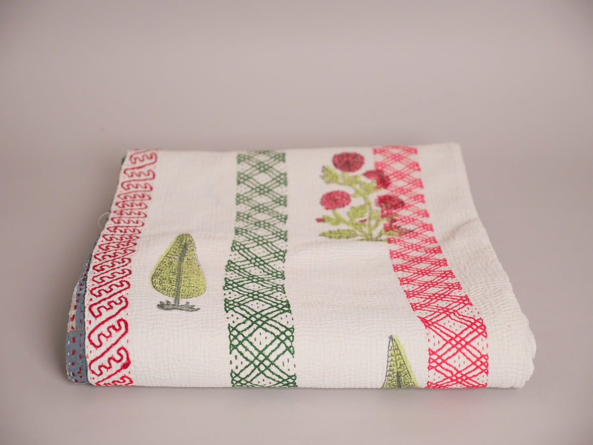 Couverture brodé main, motif cypress 