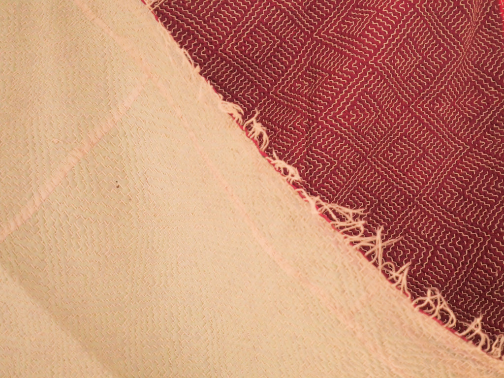 Kantha sari bedspread No.115 "Raspberry", hand-embroidered recycled cotton