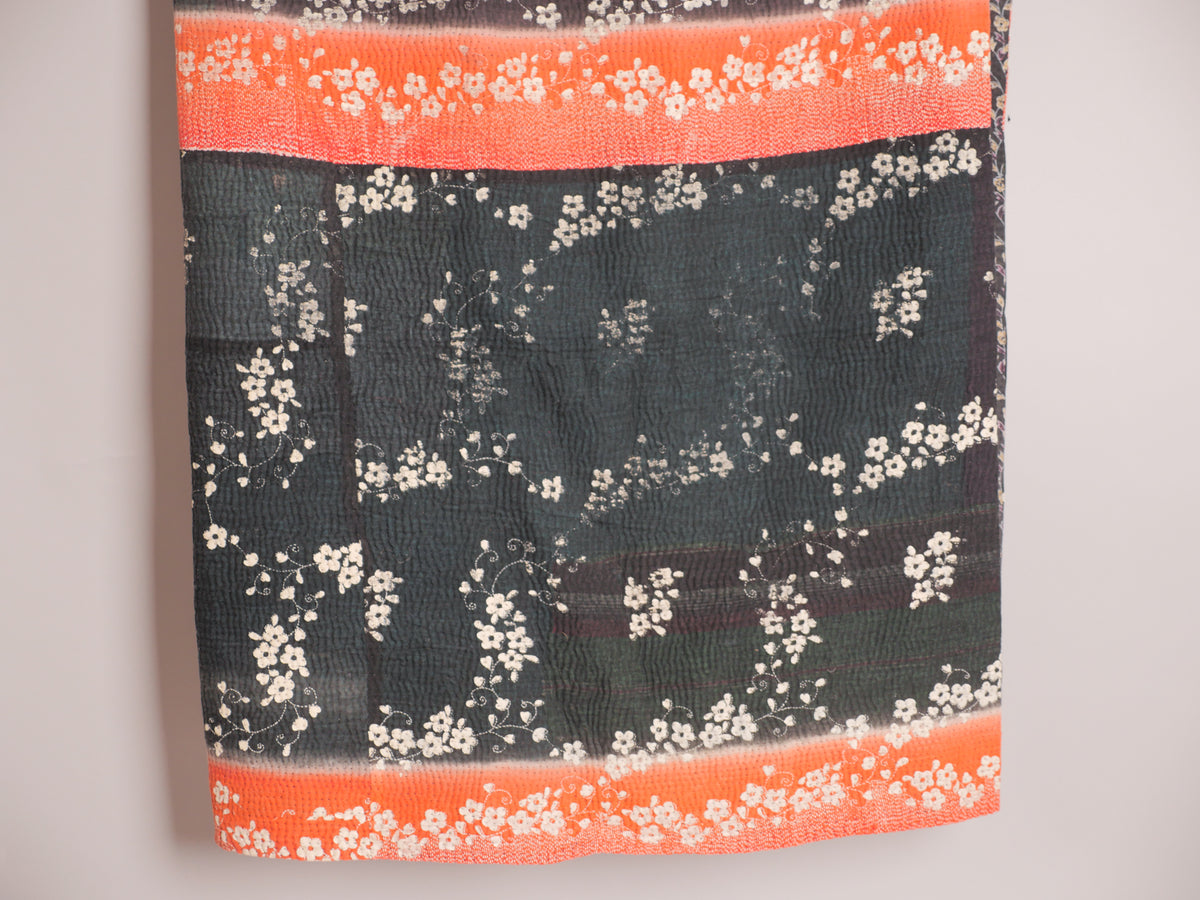 Grande couverture, kantha noir brodé main