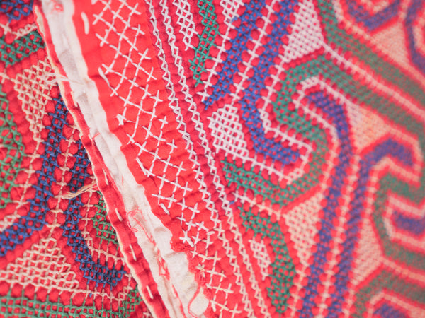 Vintage cross-stitch throw, Bengal