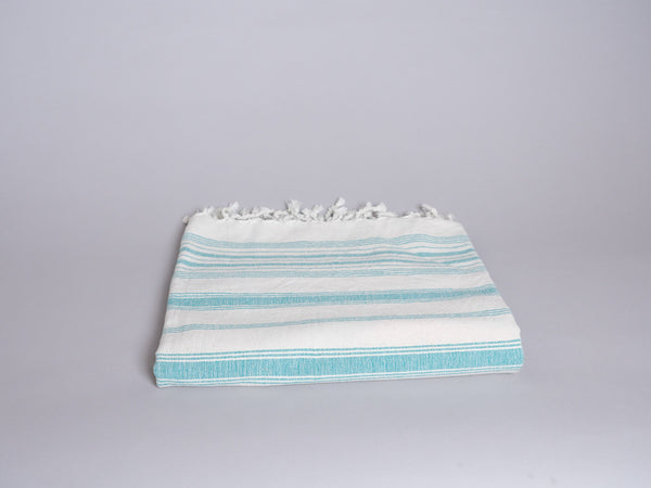 Serviette tissé main en coton coleur vert.