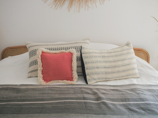 Kantha sari bedspread No. 160 "Cottage Garden", hand-embroidered recycled cotton