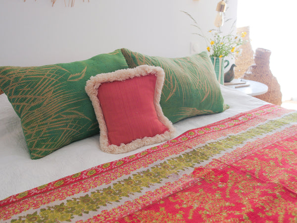 Kantha sari bedspread No. 160 "Cottage Garden", hand-embroidered recycled cotton