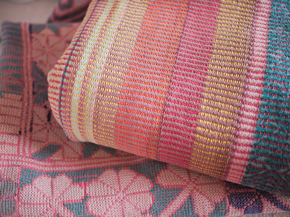 Vintage cross-stitch throw, "goat" Bengal