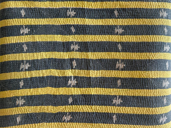 Vintage Kantha Bedspread in Recycled Cotton: Very Pastel