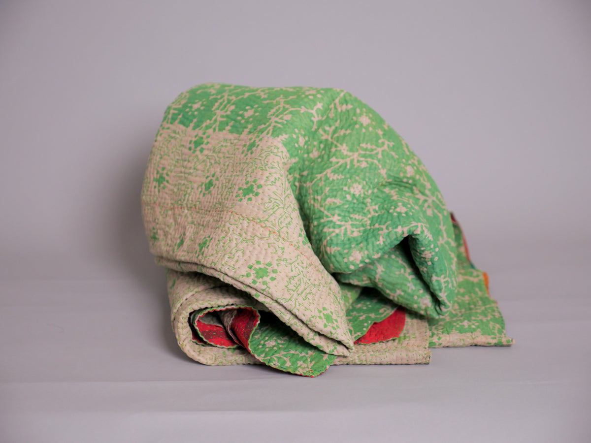 Spring grass kantha Main image