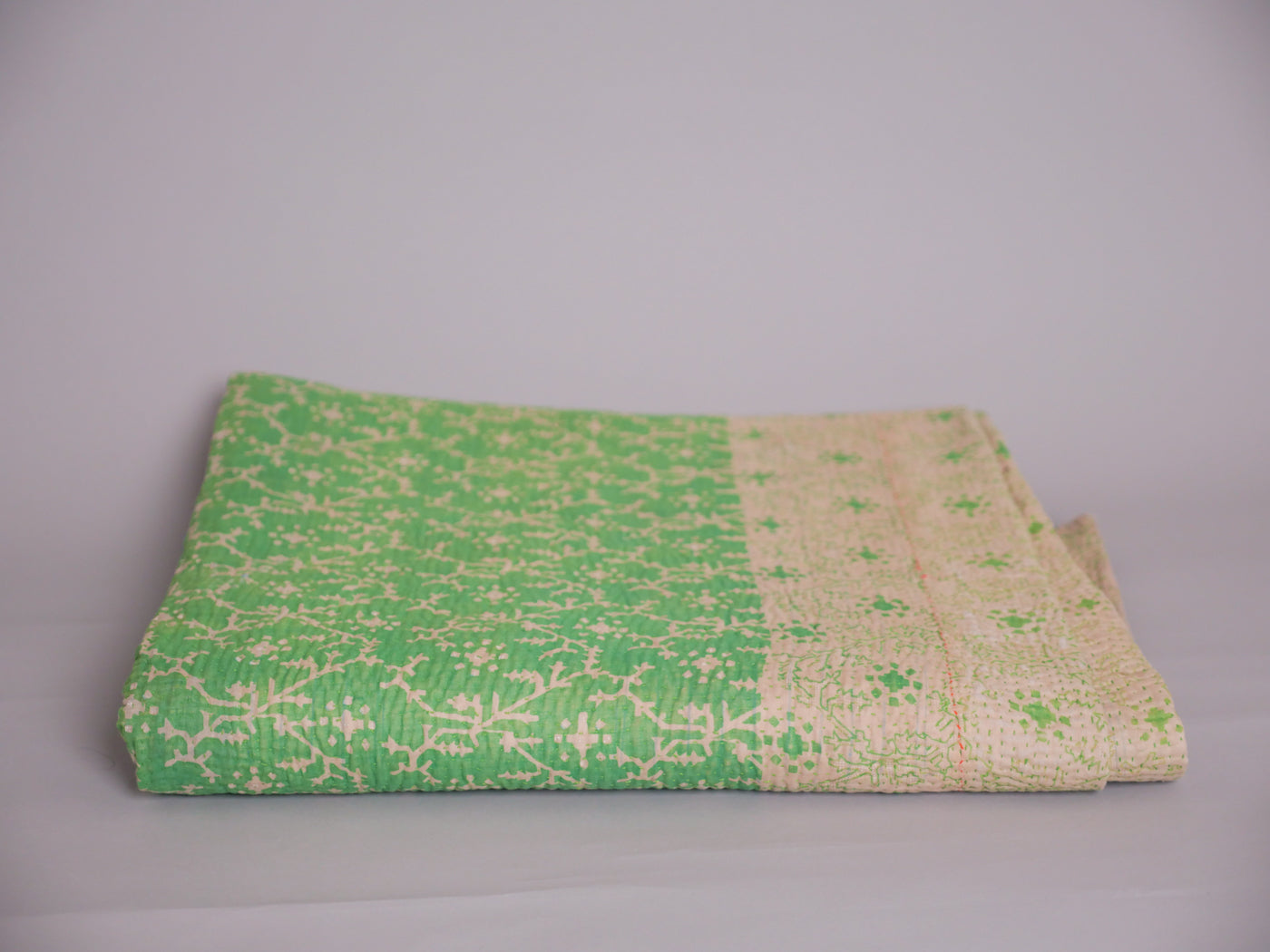 Vintage Kantha Bedspread in Recycled Cotton No.107 "Spring Grass" Secondary image