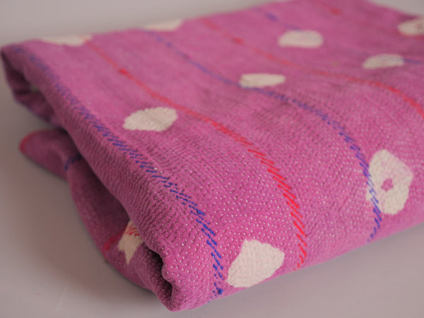 Vintage Kantha Bedspread in Recycled Cotton No.120 "Blue Bandhani"