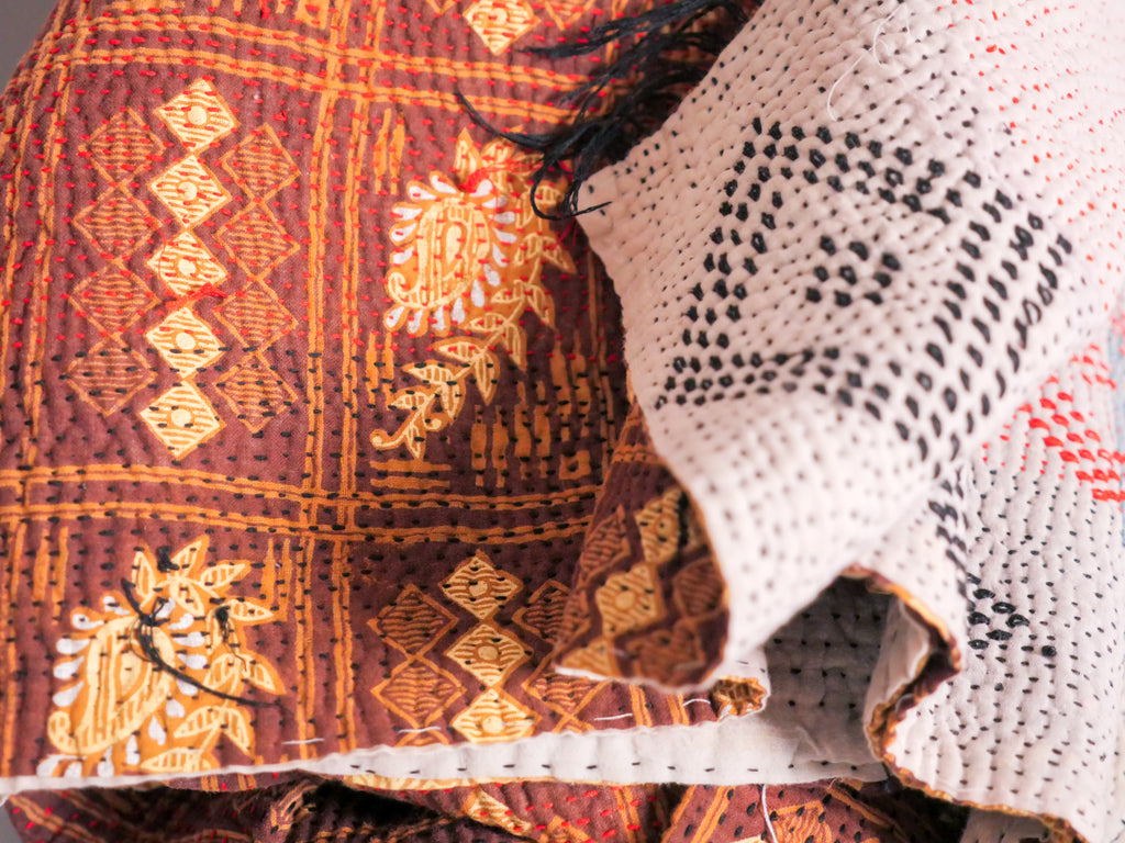 Vintage Kantha Bedspread in Recycled Cotton No.123 "White Diamonds"