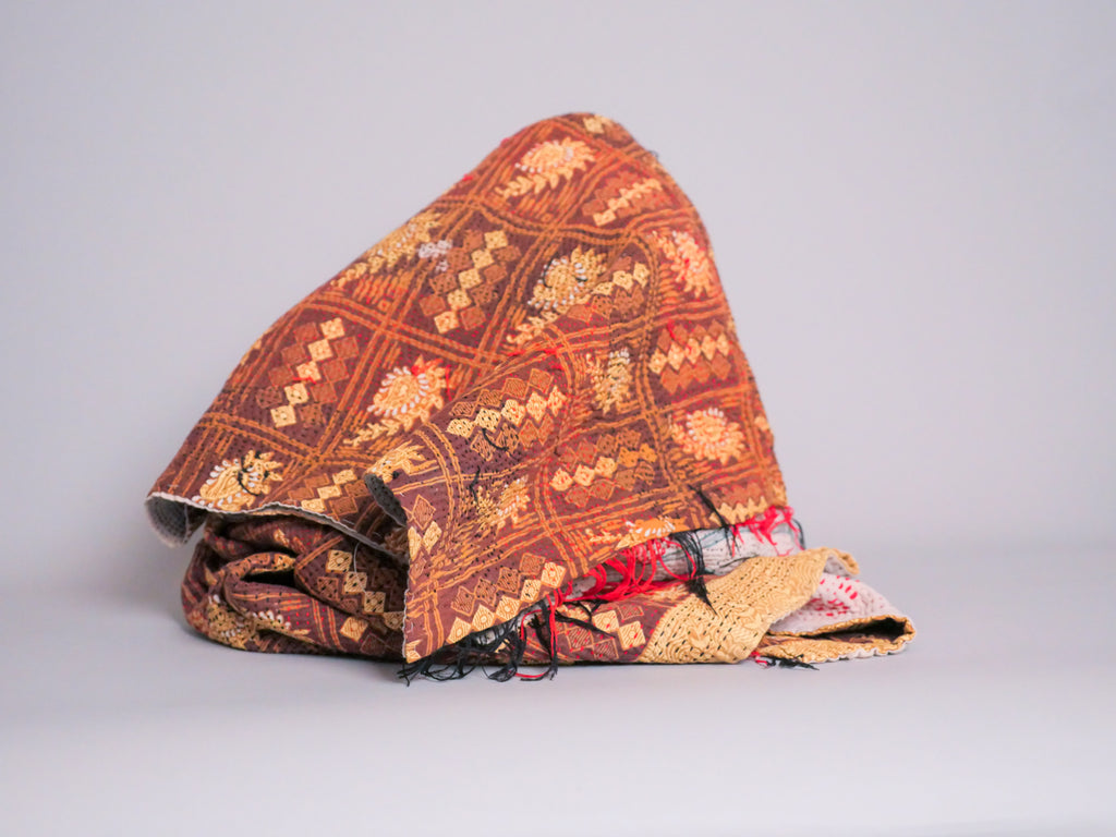 Vintage Kantha Bedspread in Recycled Cotton No.123 "White Diamonds"