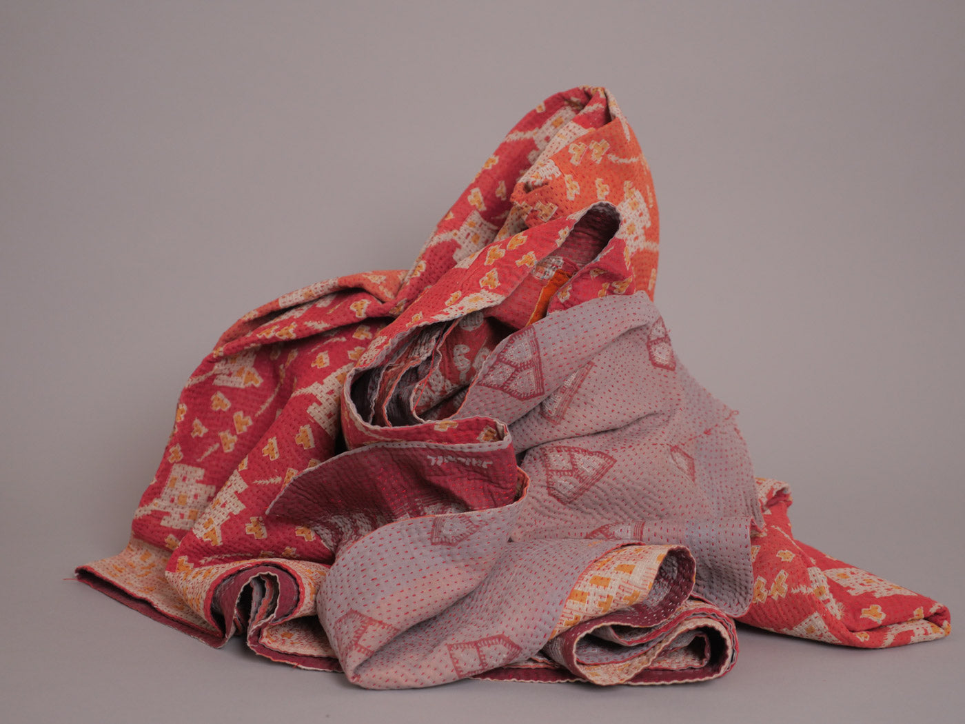 Vintage Kantha Bedspread in Recycled Cotton No.124 "Terracotta" Secondary image