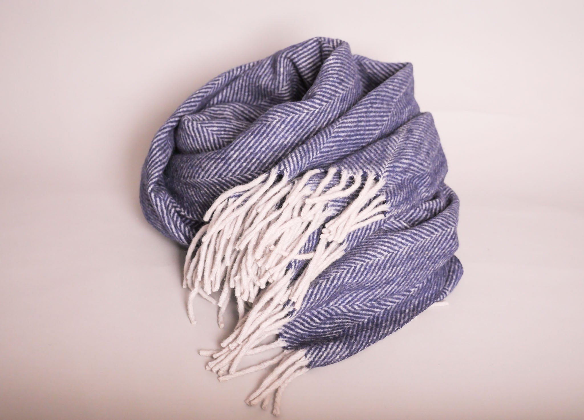 NEW 100% Handwoven Wool Throw: Navy Secondary image