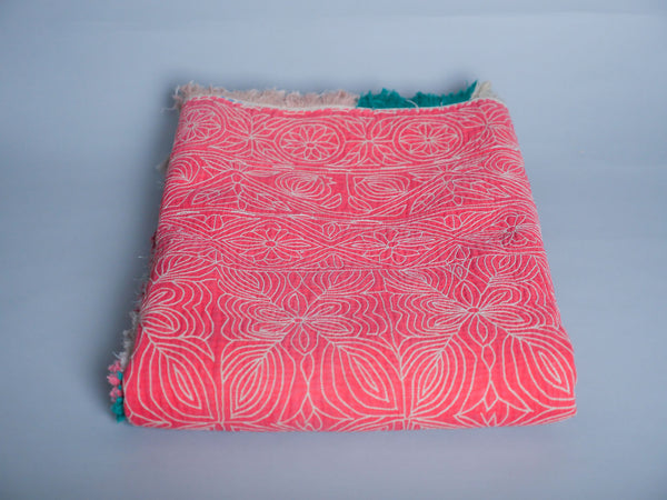 Plaid brodé maiin vintage