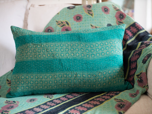 Housse de coussin kantha