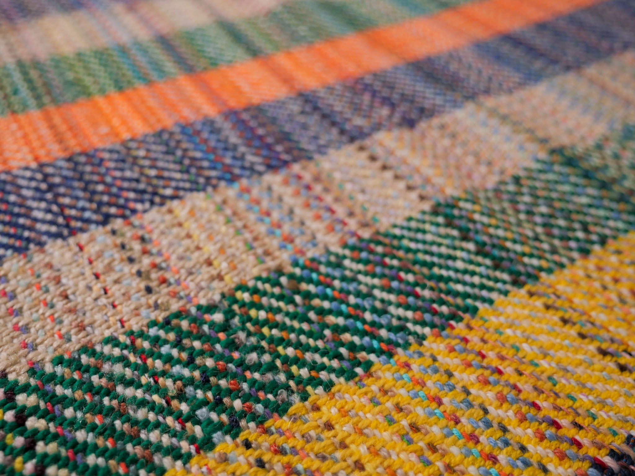 Khadi blanket, handwoven in recycled wool No.329 Secondary image