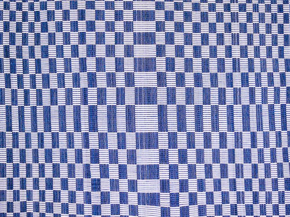 Binakul. Hand loomed textile from the Philippines. – Storie EU