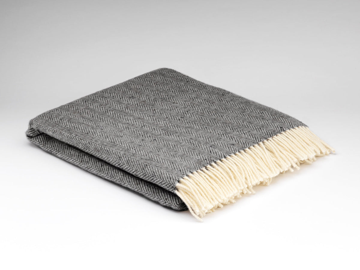 Pure wool blanket. Grey "Storm". Made in Ireland