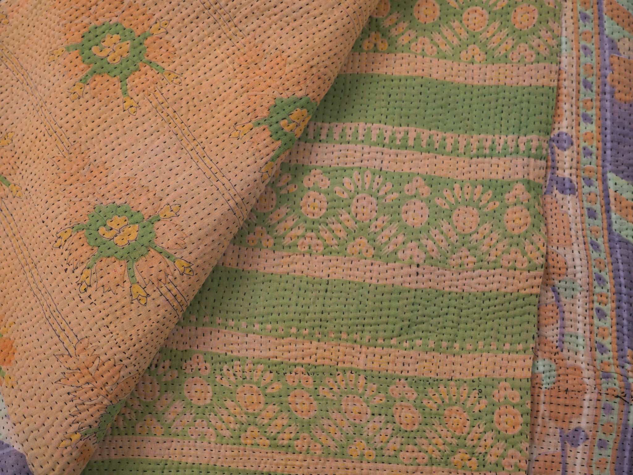 Kantha quilt in recyled cotton