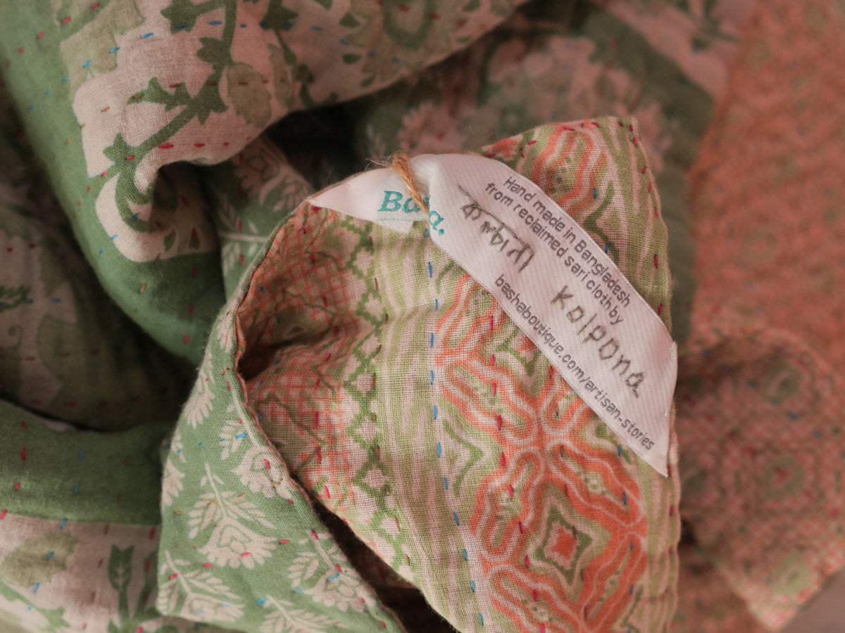Baby Kantha contemporary quilt "vert jardin"