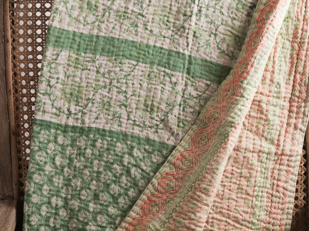 Baby Kantha contemporary quilt "vert jardin"