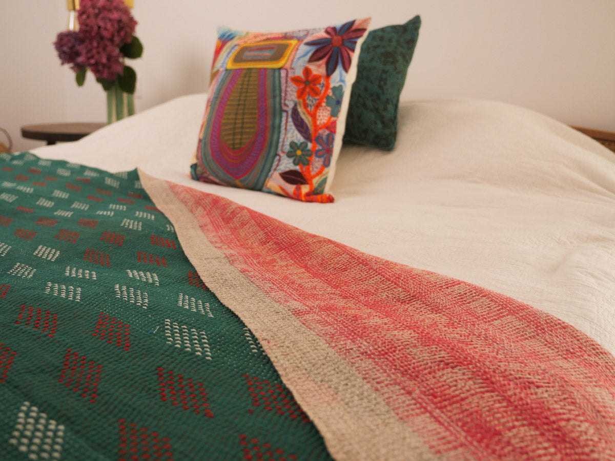 Vintage Kantha quilt No.158 "Emerald Diamond" Secondary image