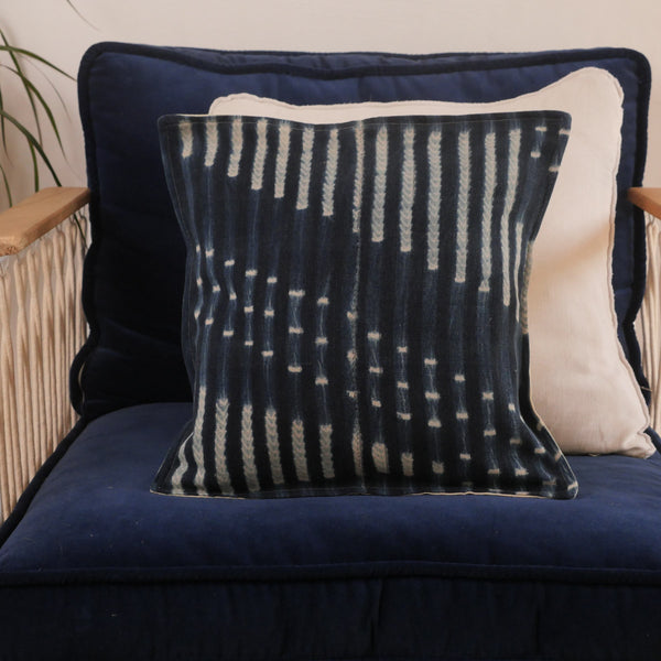 Vintage Dogon indigo cushion, 3
