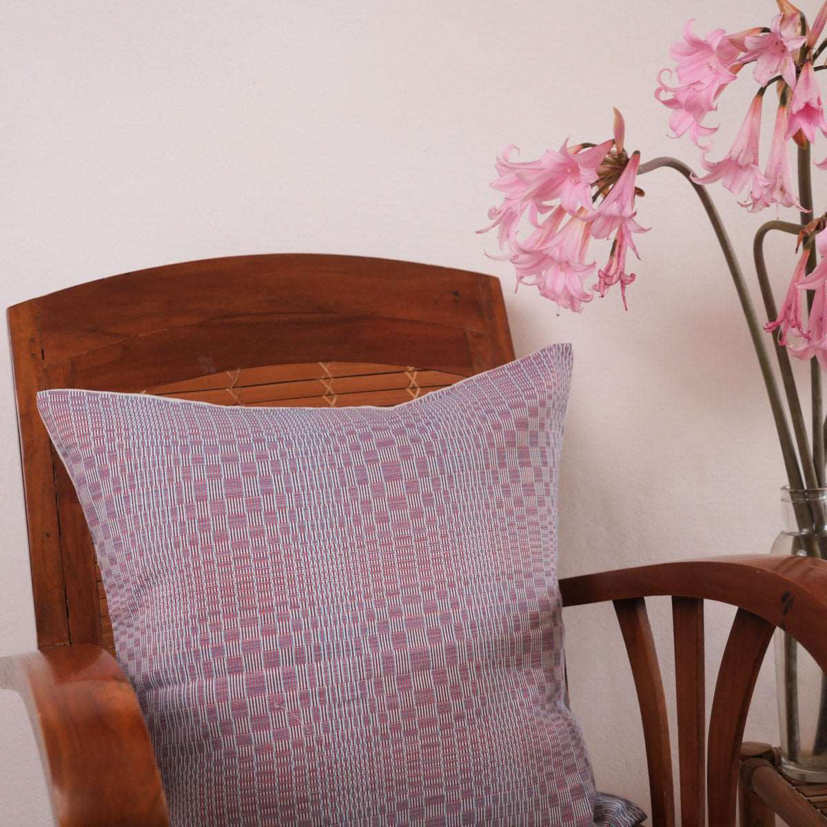 Cushion cover in graphic Binakol hand loomed cotton and backed with Irish linen. 
