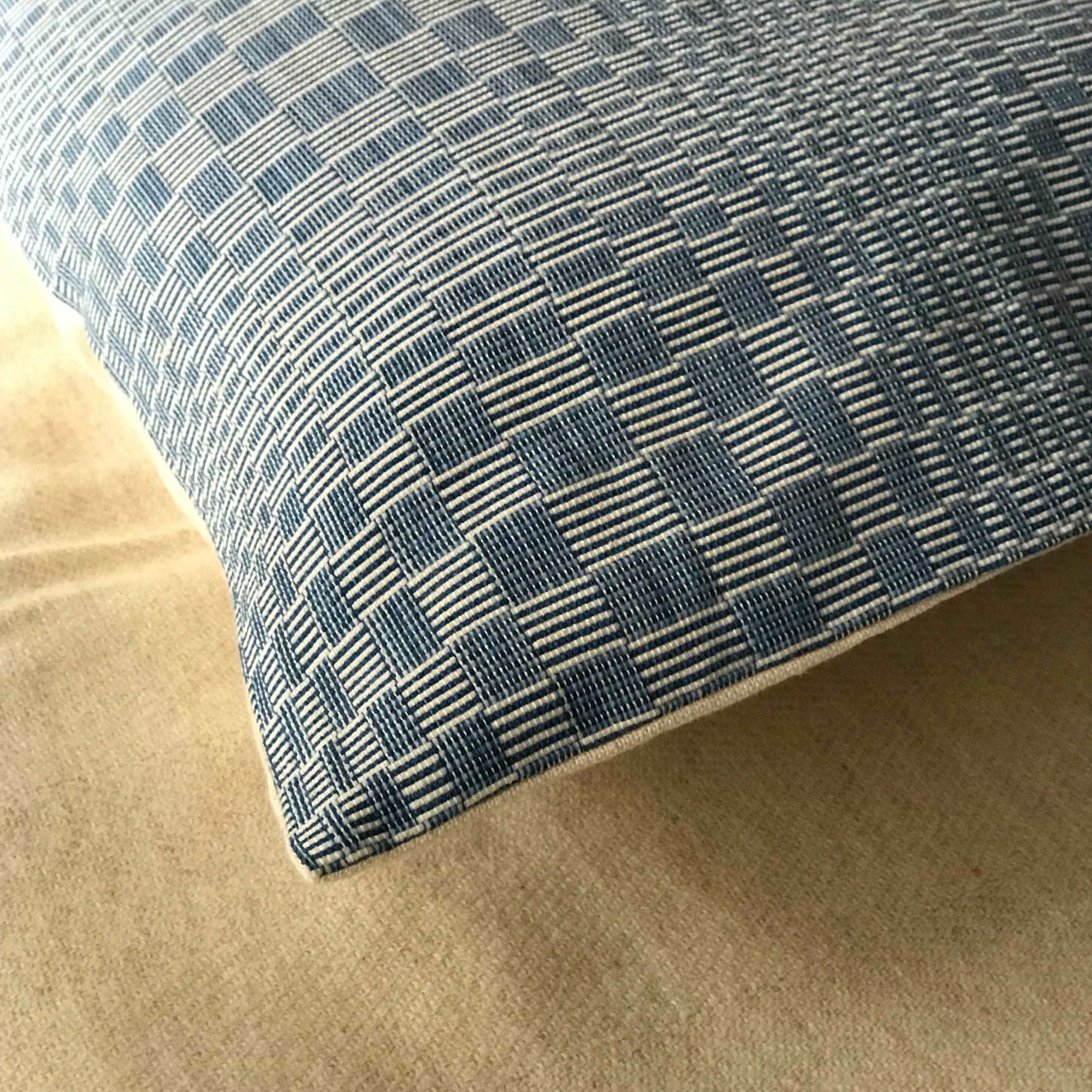 Hand loomed cushion cover, rare Binakol weave